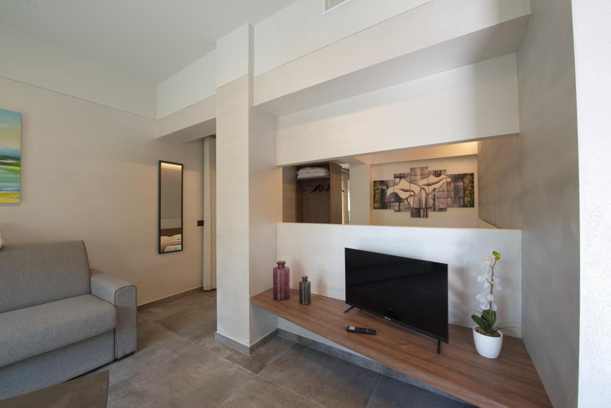 Via Goito 25 Rooms & Apartment Peschiera del Garda Exterior foto