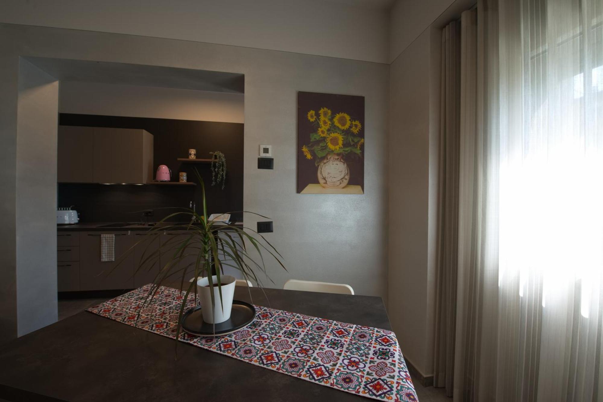 Via Goito 25 Rooms & Apartment Peschiera del Garda Exterior foto