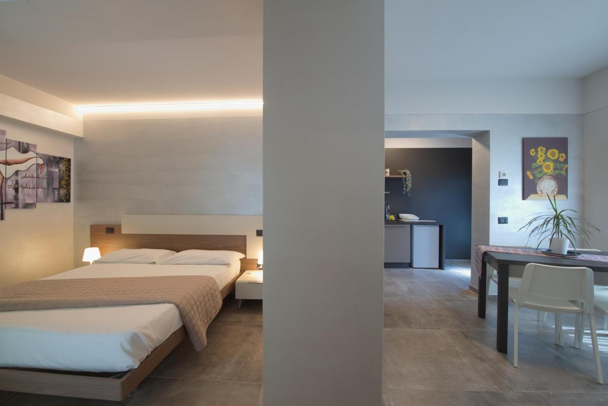 Via Goito 25 Rooms & Apartment Peschiera del Garda Exterior foto