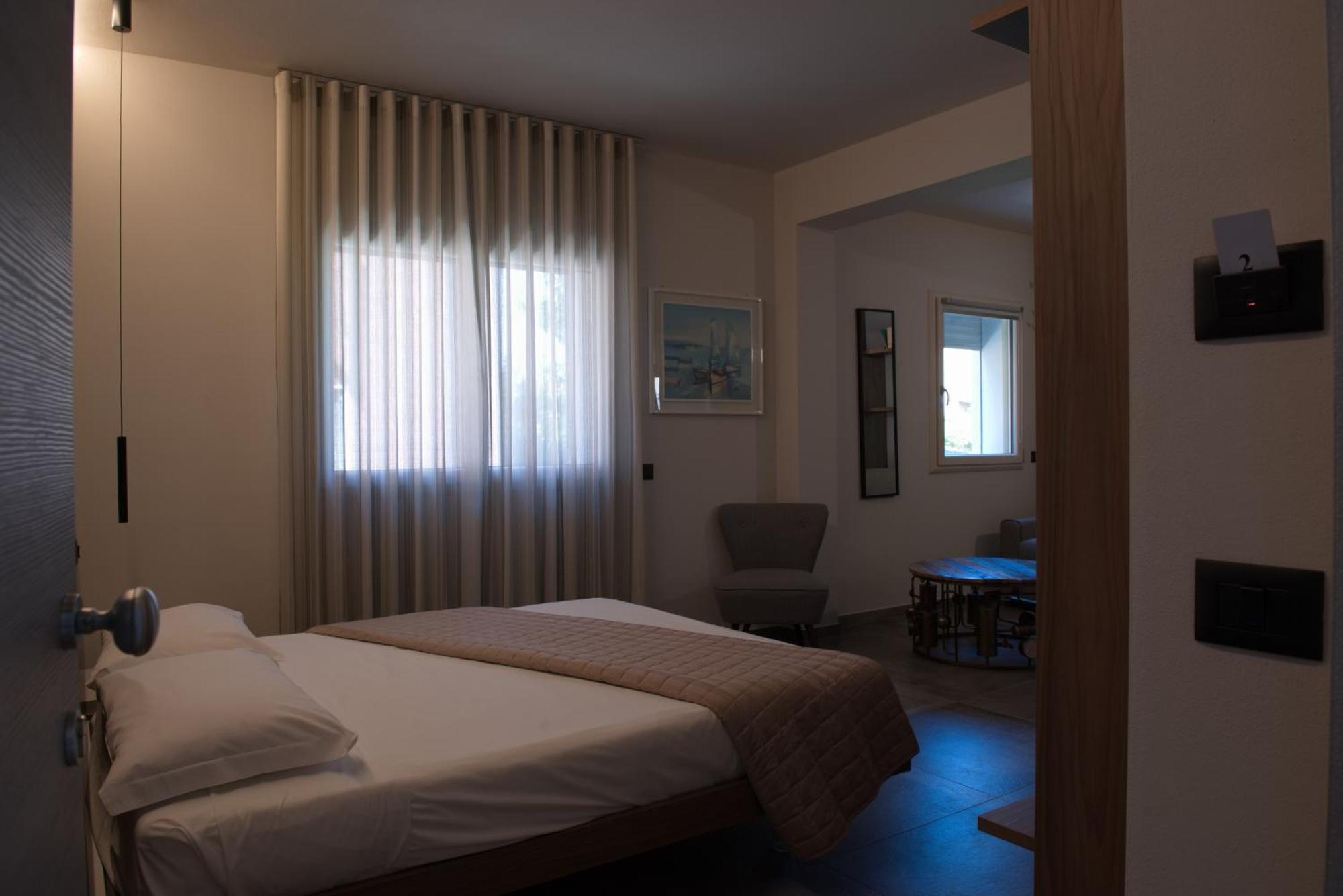 Via Goito 25 Rooms & Apartment Peschiera del Garda Exterior foto