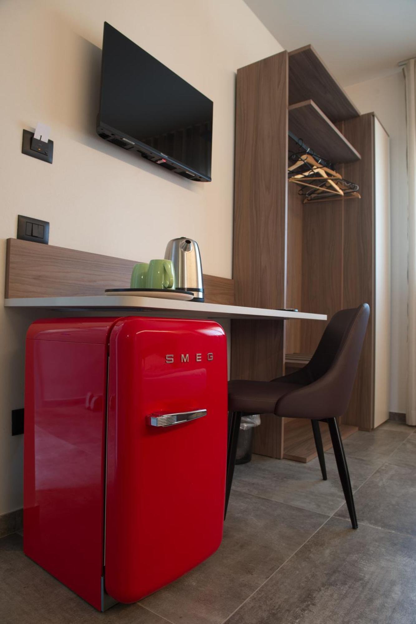 Via Goito 25 Rooms & Apartment Peschiera del Garda Exterior foto